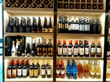 中國酒類批發(fā)網來賓招商加盟