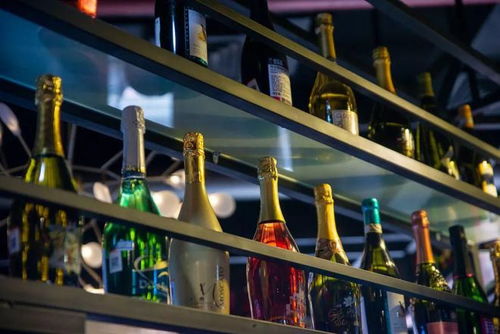 酒類商城小程序 開發(fā)特點與創(chuàng)新玩法全解析